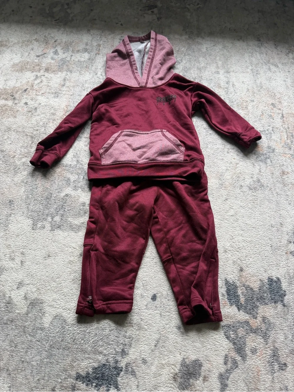 N/A baby’s clothing